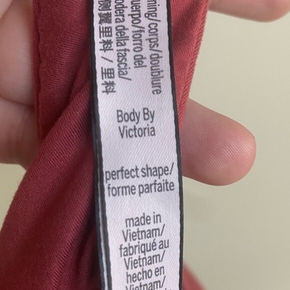 Victoria Secret Red Body by Victoria Perfect Shape Bra Size 34DD - Picture 5 of 6